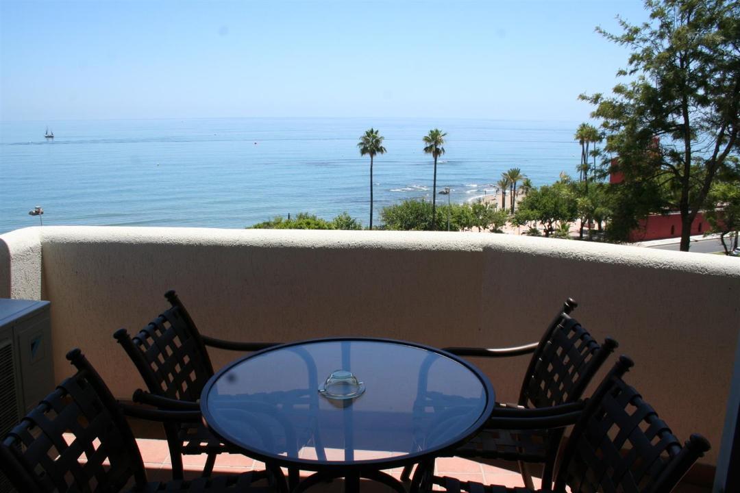 Benalbeach Sea Front ベナルマデナ エクステリア 写真