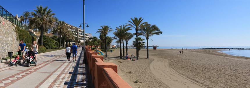 Benalbeach Sea Front ベナルマデナ エクステリア 写真