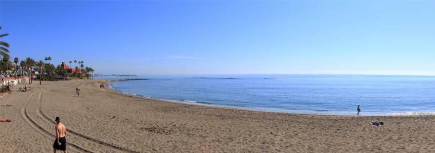 Benalbeach Sea Front ベナルマデナ エクステリア 写真